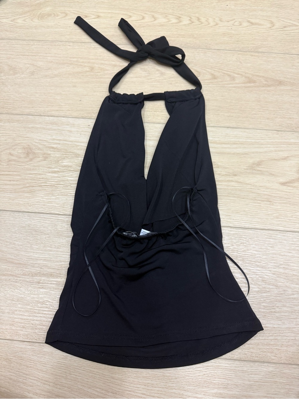Urban outfitters keyhole top - Picture 3 of 3